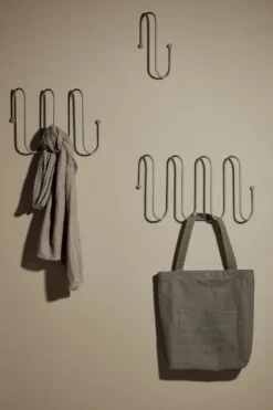 Best Blomus CURL Coat Rack Small