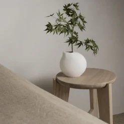 Hot Blomus ELI Oak Stool
